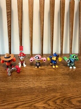 PAW Patrol Action Pack Figure Lot of 5 - Chase, Marshall, Skye, Rocky, Zuma